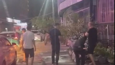 Nhóm người hành hung 3 phụ nữ ở Bãi Cháy có thể bị xử lý ra sao?