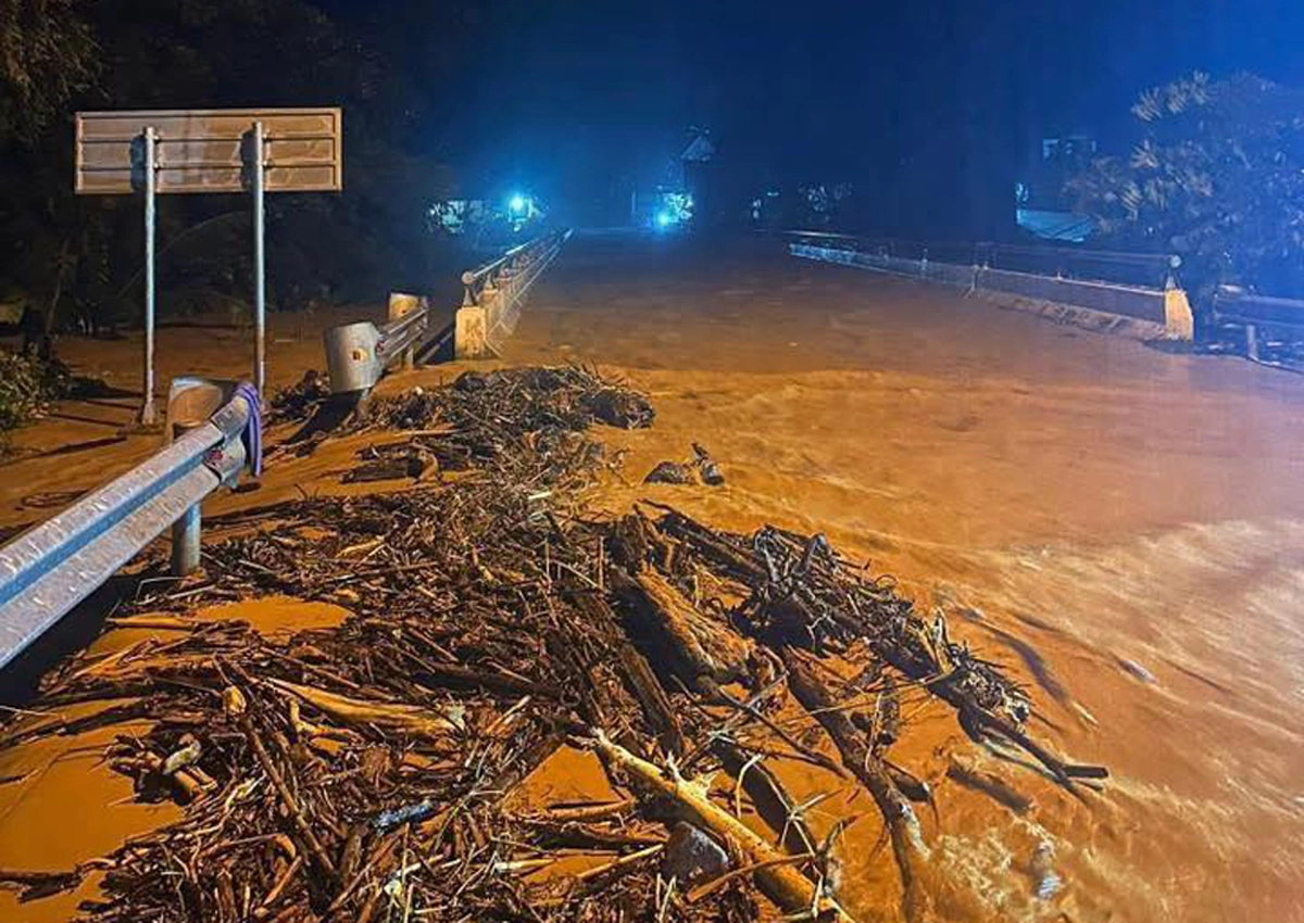 Trước nguy cơ cao xảy ra lũ ống, lũ quét và ngập sâu trên diện rộng, Thủ tướng Chính phủ yêu cầu tỉnh Nghệ An và các bộ ngành triển khai các biện pháp ứng phó.