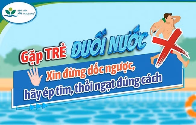 gap-tre-duoi-nuoc-xin-dung-doc-nguoc.jpg
