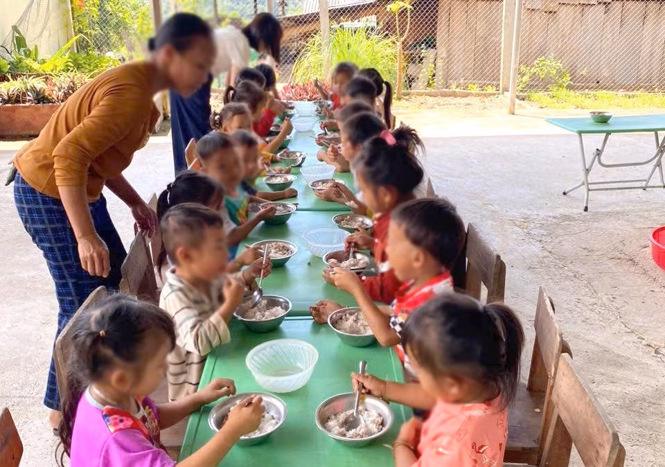 Các em nhỏ được Fanpage “Nuôi em - Nghệ An” giới thiệu thụ hưởng từ dự án.