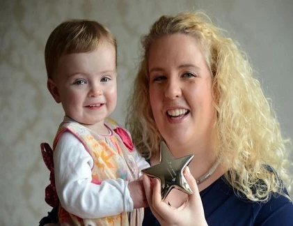 Giải thưởng Little Star cho bé 11 tuần tuổi thắng bệnh ung thư