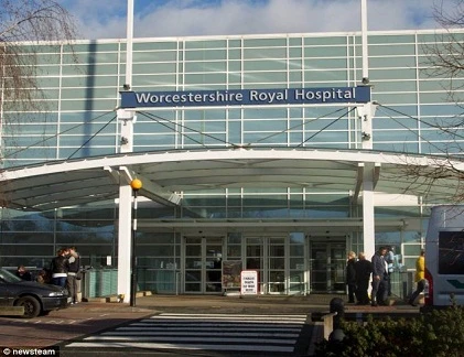 Cáo buộc bác sĩ gián tiếp đẩy bệnh nhân vào chỗ chết