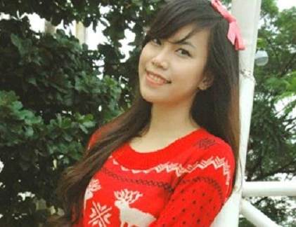 Tài sắc vẹn toàn của nữ sinh báo chí Đà Nẵng