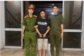 Vừa được đặc xá, thanh niên ở TP HCM lại bị bắt vì cướp giật dây chuyền