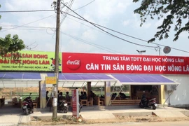 ĐH Nông Lâm TP HCM đã tìm được nhà thầu thi công sửa chữa sân bóng hơn 4 tỷ