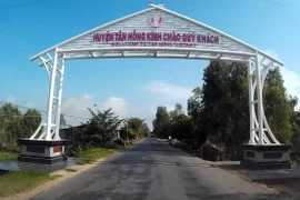 Đồng Tháp: Vượt 5 đối thủ, Quang Vinh Giồng Găng thi công đường nước Út Hùng [Kỳ 1]