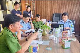 Phát hiện cơ sở bán hàng kém chất lượng trị giá 14 tỉ ở An Giang