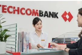 Nhân viên một ngân hàng thu nhập bình quân gần 50 triệu đồng/tháng