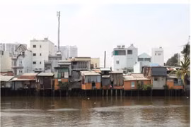 TP HCM kiến nghị Trung ương hỗ trợ 10.000 tỉ đồng để xóa nhà tạm ven kênh