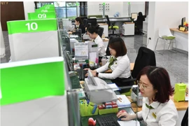 Vietcombank bất ngờ tăng lãi suất tiết kiệm