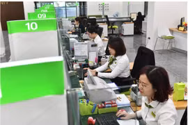 Vietcombank bất ngờ tăng lãi suất tiết kiệm