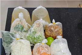 Chợ Bến Thành: Kiểm tra vụ tô bún vịt bán giá 1 triệu đồng