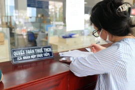 Tiền vào tài khoản cá nhân khi nào sẽ bị tính thuế thu nhập?