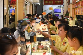 Giá vàng SJC hôm nay 27/7: Giảm mạnh hơn 500.000 đồng mỗi lượng