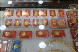 Giá vàng hôm nay 9/8: Tiếp tục tăng mạnh