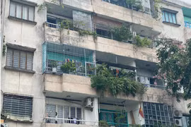 TP HCM siết chặt quản lý tình trạng cơi nới trái phép căn hộ