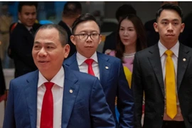 Ông Phạm Nhật Vượng lập công ty sản xuất máy bay, vũ trụ