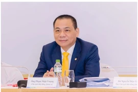 Ông Phạm Nhật Vượng bơm thêm tiền cho VinFast