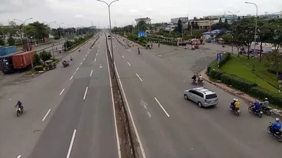Gói thầu gần 15 tỷ ở TP.HCM: Vì sao đối thủ duy nhất bị loại?