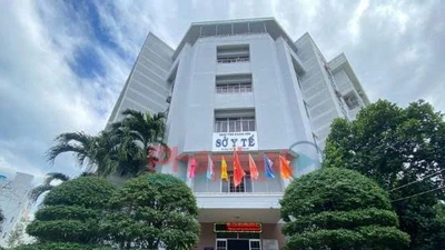 "Soi" năng lực LD Hoàn Châu - Anh Khoa vừa trúng gói thầu y tế khủng tại Khánh Hòa