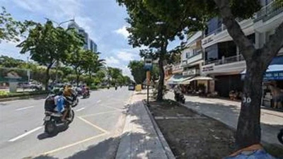 Công ty Địa ốc 11 có năng lực khủng cỡ nào khi liên tiếp trúng thầu?