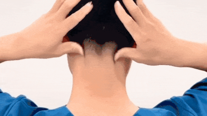 Liệu pháp xoa bóp trị vẹo cổ khi ngủ dậy