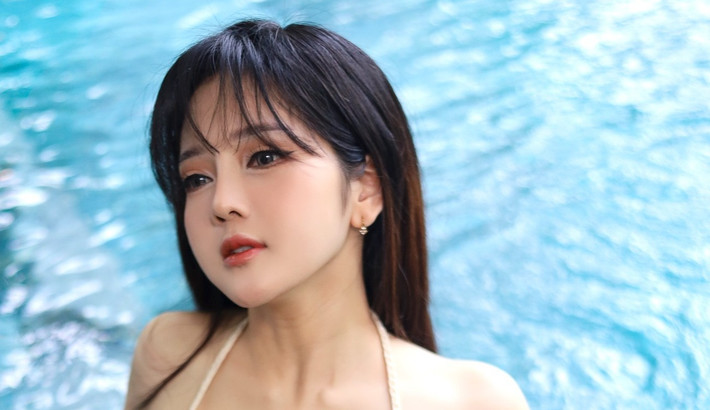 Từng là biểu tượng của làng streamer Việt, Trang Bít Tết nay đã chuyển hướng sang bán hàng online. (Ảnh: FBNV)