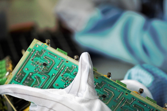 Mức lương kỹ sư PCB tại Thái Lan tăng gấp đôi, khiến chi phí nhân sự leo thang.