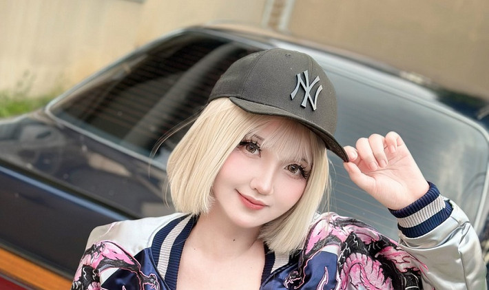 Azulacan, streamer và coser nổi tiếng người Indonesia, khiến fan ngỡ ngàng với tạo hình hoàn hảo đến từng chi tiết.