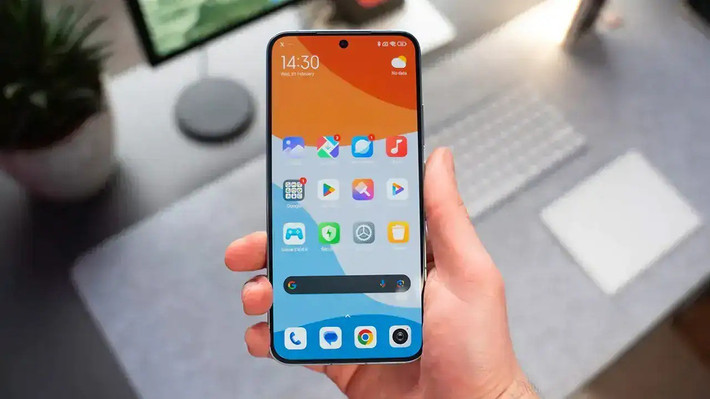 Khác với kiểu sắp xếp PenTile truyền thống, công nghệ Real RGB cho mỗi pixel ba sub-pixel phát sáng độc lập, tăng độ sắc nét đáng kể.