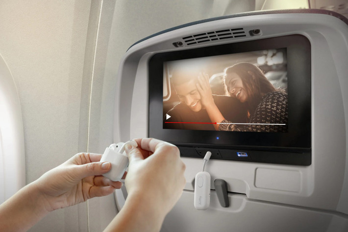 Chỉ với một nút bấm, thiết bị dễ dàng kết nối với tai nghe Bluetooth trong vài giây.