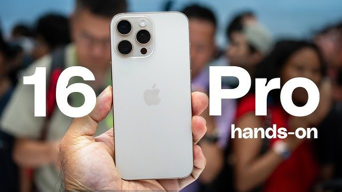 iPhone 16 Pro hiện đang được giảm giá còn 28,39 triệu đồng, trang bị chip mạnh, camera kép 48MP và hỗ trợ phần mềm đến 4 năm. (Ảnh: Người đưa tin)