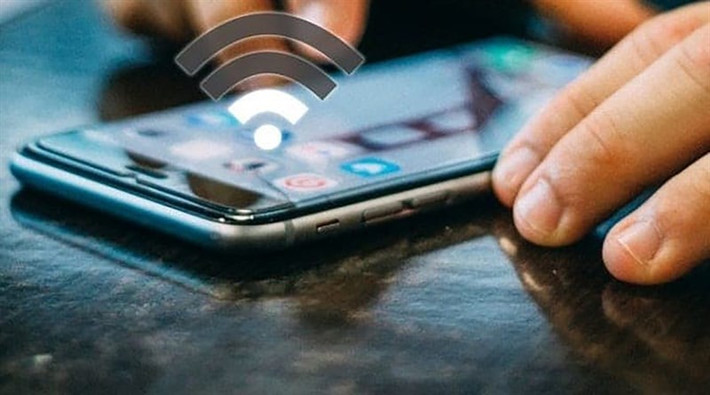 Kiểm tra và đổi sang kênh phát sóng ít bị trùng giúp tăng độ ổn định của mạng.