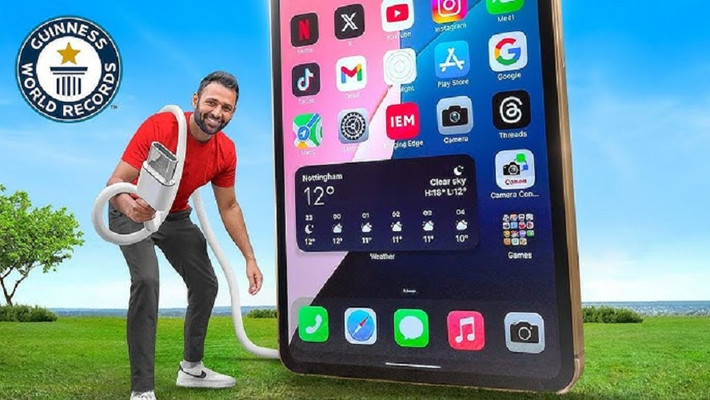 Đây không chỉ là một chiếc iPhone khổng lồ mà còn là biểu tượng cho tinh thần sáng tạo không giới hạn trong cộng đồng công nghệ.