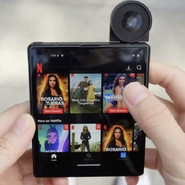 Máy chạy song song Android 15 và hệ điều hành AI riêng tên iKKO AI OS.