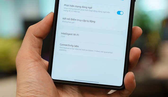 Connectivity Labs là một menu Wi-Fi ẩn trên điện thoại Samsung, tích hợp nhiều công cụ thử nghiệm và tối ưu mạng hữu ích.
