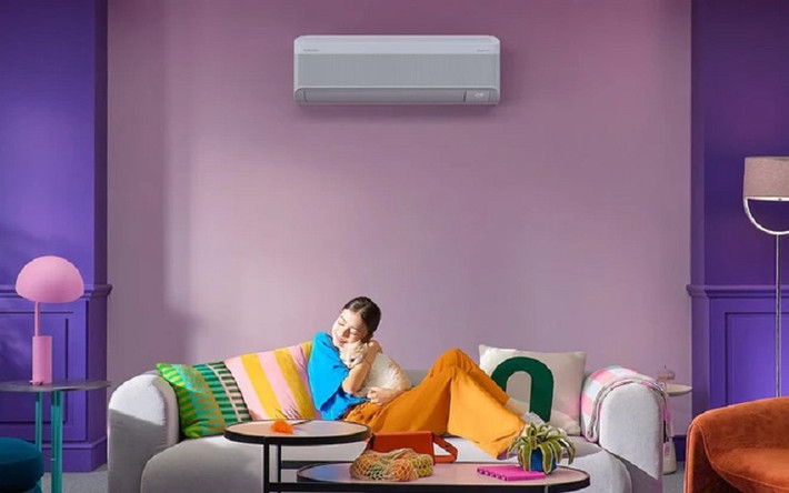Samsung Bespoke AI WindFree nổi bật với khả năng làm mát nhanh nhưng vẫn cực kỳ yên tĩnh và dễ chịu.