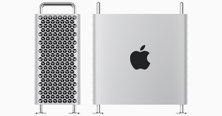 Ngay cả trong các góc setup hiện đại, Mac Pro 20 năm tuổi vẫn hoàn toàn hòa hợp.