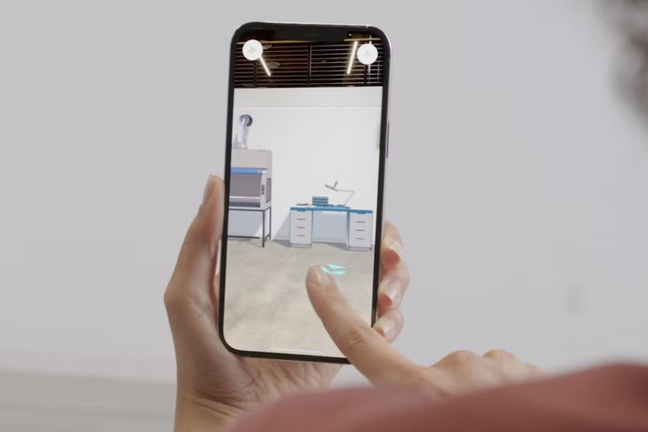 Vị trí gần cụm camera giúp đồng bộ dữ liệu hình ảnh và không gian để nâng cao hiệu suất.