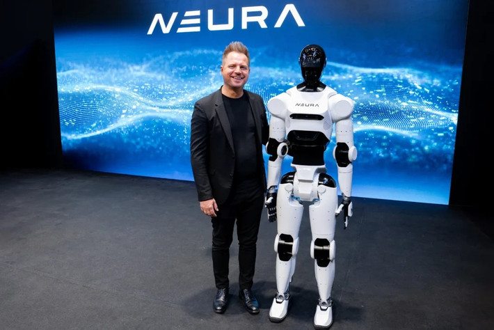 Sự kiện được công bố tại triển lãm Automatica 2025 ở Munich, khẳng định tầm quan trọng của robot trong ngành công nghiệp nặng.