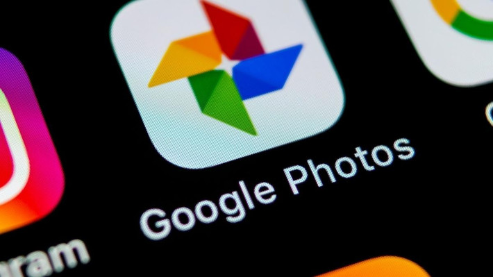 Nếu vẫn thiếu dung lượng, hãy tận dụng các dịch vụ lưu trữ đám mây như Google Drive, iCloud hoặc Google Photos để cất giữ tài liệu và ảnh.