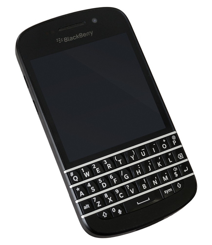 Cú “tất tay” với BlackBerry 10 và mẫu Passport không thể cứu hãng khỏi đà lao dốc khi thiếu ứng dụng và trải nghiệm thân thiện. (Ảnh: Thế giới BlackBerry)