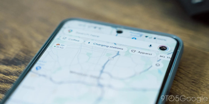 Việc này khiến người dùng phải rời khỏi màn hình chỉ đường để thao tác với app nghe nhạc, làm tăng nguy cơ mất tập trung khi lái xe.