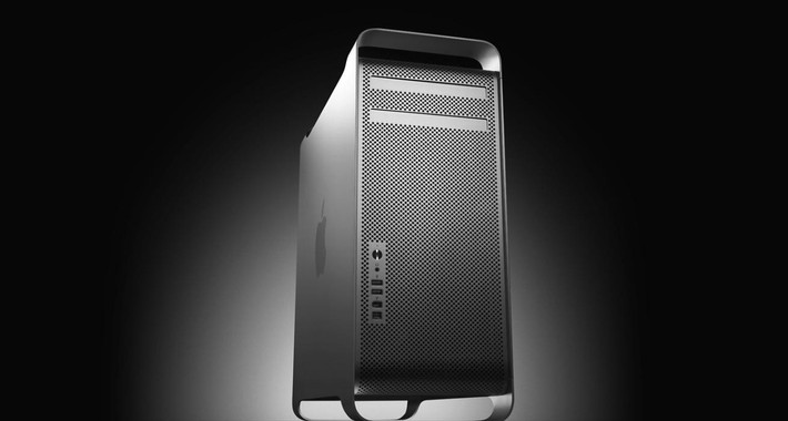 Năm 2006, Apple ra mắt Mac Pro đầu tiên tại WWDC, mở đầu kỷ nguyên CPU Intel.