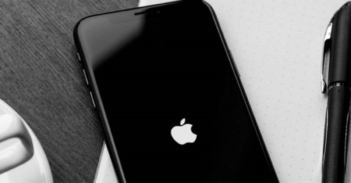 Ngoài việc tắt Find My, bạn cũng nên xóa toàn bộ dữ liệu và khôi phục cài đặt gốc để bảo vệ quyền riêng tư.