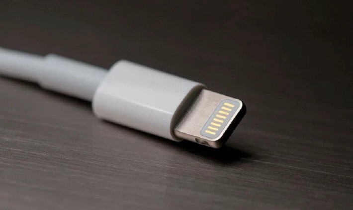 Giữ lại, tặng đi hoặc tái chế, mỗi hành động nhỏ với sợi cáp Lightning cũ đều góp phần bảo vệ hành tinh xanh.