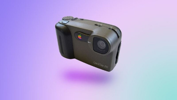 2. QuickTake là dòng máy ảnh kỹ thuật số hiếm hoi của Apple, được phát triển cùng Kodak và lưu được 8 ảnh độ phân giải 640x480.