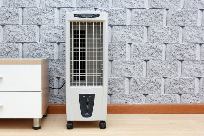 2. Quạt hơi nước làm mát nhanh bằng hơi nước tự nhiên, giúp không khí trở nên dễ chịu hơn.
