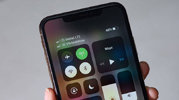 Điện thoại bị treo app hoặc mất sóng Wi-Fi, restart thường sẽ khắc phục được.
