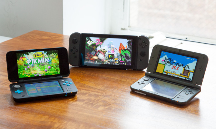 DS không chỉ hút game thủ mà còn tiếp cận cả người lớn tuổi, phụ nữ và người chưa từng chơi game.(Ảnh: Nintendo Life)